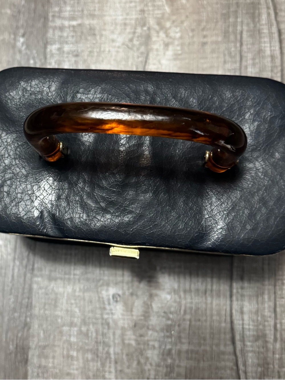 Vintage Black Train Case with Tortoiseshell Handle and Gold Trim - Picture 5 of 6